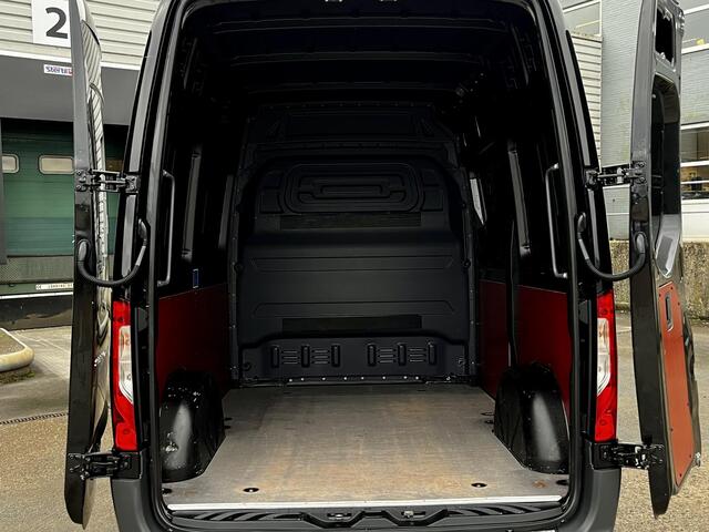 Mercedes-Benz SPRINTER 211 CDI KA L1/H2