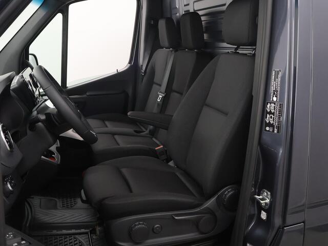 Mercedes-Benz SPRINTER 319 CDI | L2 H2 | Select | Aut. | 3500 KG AHW | Keyless Go | Parkeercamera | Bluetooth | Airco | 3-zits | Led Koplampen | Certified | NIEUW |