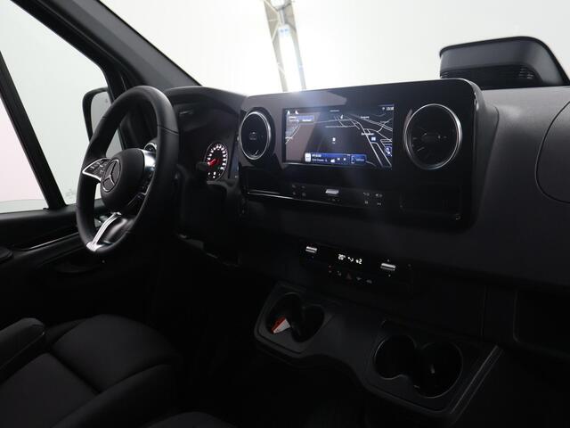 Mercedes-Benz SPRINTER 319 CDI | L2 H2 | Select | Aut. | 3500 KG AHW | Keyless Go | Parkeercamera | Bluetooth | Airco | 3-zits | Led Koplampen | Certified | NIEUW |