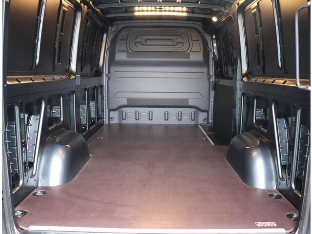 Mercedes-Benz SPRINTER 319 1.9 CDI L2 Pro | ACC | LED | Navigatie!