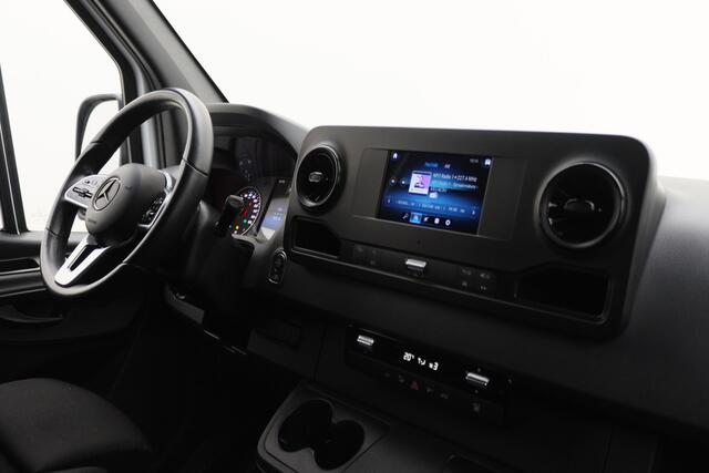 Mercedes-Benz SPRINTER 317 CDI Aut. L2H2 3-Zits, Airco, LED, Standkachel, Cruise, Camera, Apple Carplay, Trekhaak