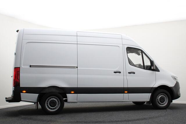 Mercedes-Benz SPRINTER 317 CDI Aut. L2H2 3-Zits, Airco, LED, Standkachel, Cruise, Camera, Apple Carplay, Trekhaak