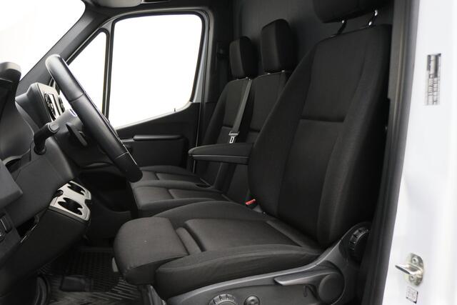 Mercedes-Benz SPRINTER 317 CDI Aut. L2H2 3-Zits, Airco, LED, Standkachel, Cruise, Camera, Apple Carplay, Trekhaak