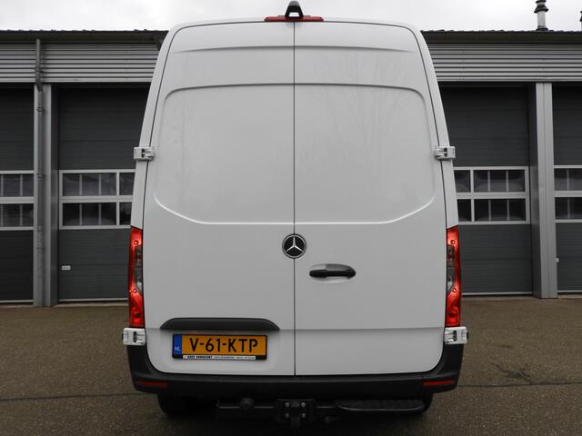 Mercedes-Benz SPRINTER 317 L2H2 RWD AUT | AIRCO | MBUX | CAMERA | 2.8t.TREKHAAK