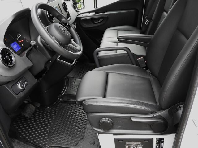 Mercedes-Benz SPRINTER 317 L2H2 RWD AUT | AIRCO | MBUX | CAMERA | 2.8t.TREKHAAK