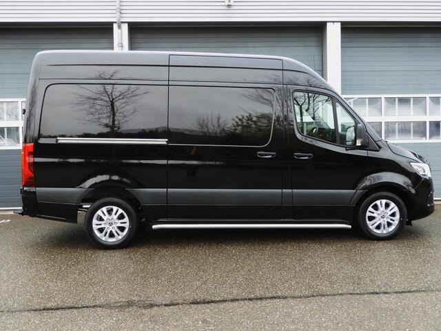 Mercedes-Benz SPRINTER 319 3.0 CDI L2H2 V6 190PK AUT | LED | MBUX | 3.5t. TREKHAAK