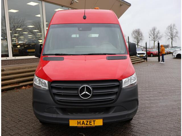 Mercedes-Benz SPRINTER 519 3.0 CDI V6 AUT. *9.842 KM!* UNIEKE BUS DUBBEL LUCHT / 3500 KG TREKHAAK / STANDKACHEL / MBUX NAVIGATIE / CAMERA