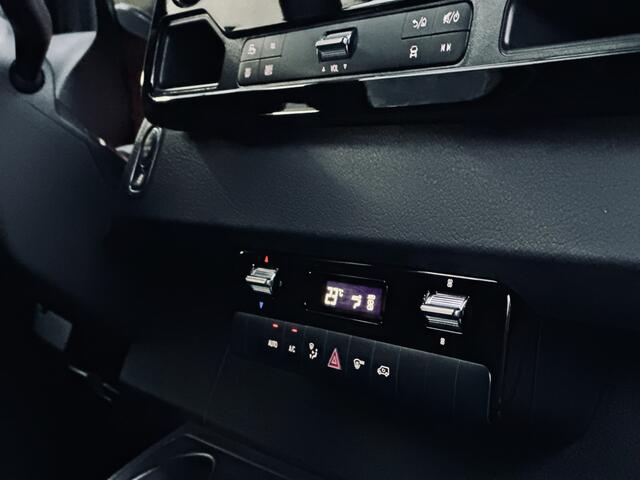 Mercedes-Benz SPRINTER 319 CDI | Automaat | Black Editon | Leer | Adapt Cruise | Trekhaak 3500kg. | LED Koplampen | Camera | BPM vrij!