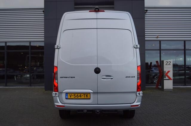 Mercedes-Benz SPRINTER 319 CDI V6 Aut. L2H2 / Navi / Camera/ 20 INCH LM / Trekhaak