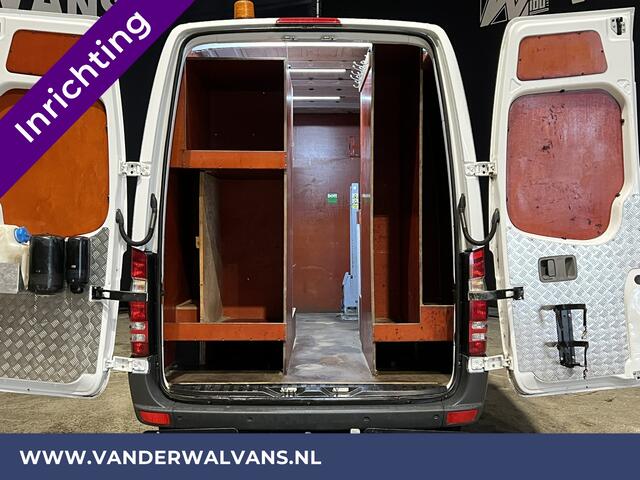 Mercedes-Benz SPRINTER 316 CDI 164pk L2H2 inrichting Euro6 Airco | 2800kg Trekhaak | Cruisecontrol parkeersensoren, chauffeursstoel