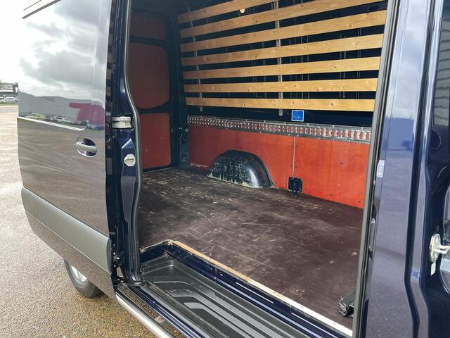 Mercedes-Benz SPRINTER 317 1.9 CDI L2H2 DC