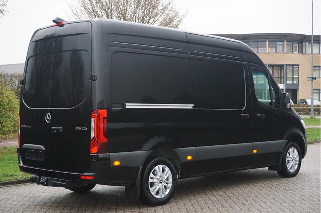 Mercedes-Benz SPRINTER 319CDI Select L2H2 10.25" Mbux, ACC, LED, 17" LM 3.5T Trekhaak!! NR. *597*