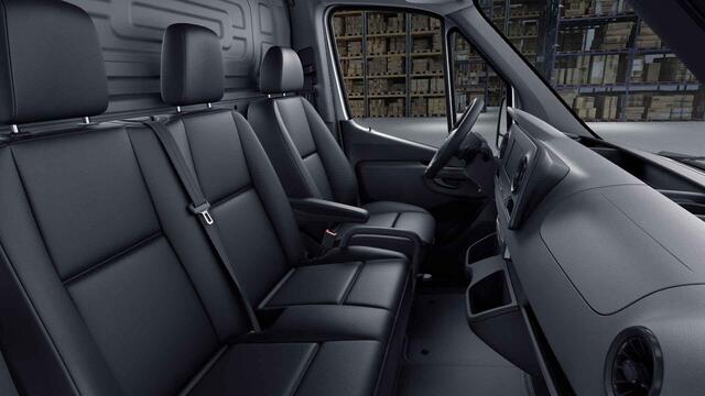 Mercedes-Benz SPRINTER 317 CDI L2 H2 | Aut. | 2800 KG AHW voorbereiding | Stoelverwarming | Parkeercamera | Alarm | Certified!