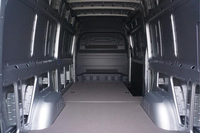 Mercedes-Benz SPRINTER 319CDI Select L2H2 10.25" Mbux, ACC, LED, 17" LM!! NR. *555*