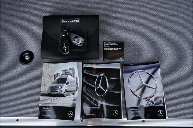 Mercedes-Benz SPRINTER 319 1.9 CDI L2H2 RWD Distronic 360° Black Pack Navi Trekhaak