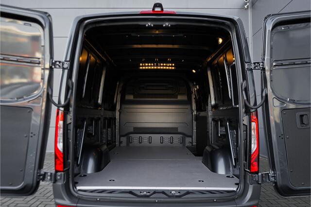Mercedes-Benz SPRINTER 319 1.9 CDI L2H1 Distronic Camera Trekhaak 3.5T