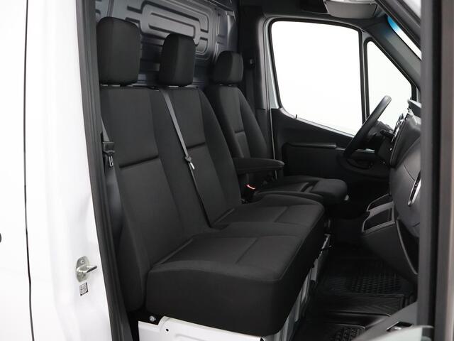 Mercedes-Benz SPRINTER 319 CDI L2 H2 | Aut. | Airco | Parkeercamera | LED koplampen | Stoelverwarming | Certified