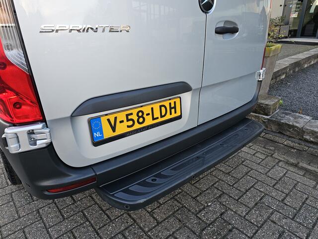 Mercedes-Benz SPRINTER 317 CDI L2-H2 RWD * 360 Graden Camera * Car Play * Cruise Controle *