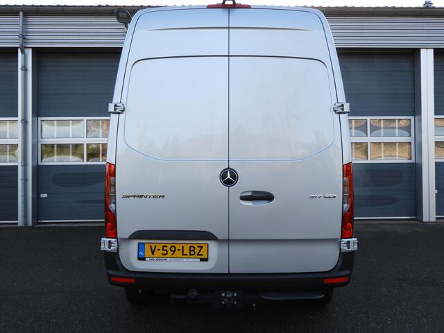 Mercedes-Benz SPRINTER 317 1.9 CDI L2H2 AUT | CAMERA | MBUX | 3.5t TREKHAAK
