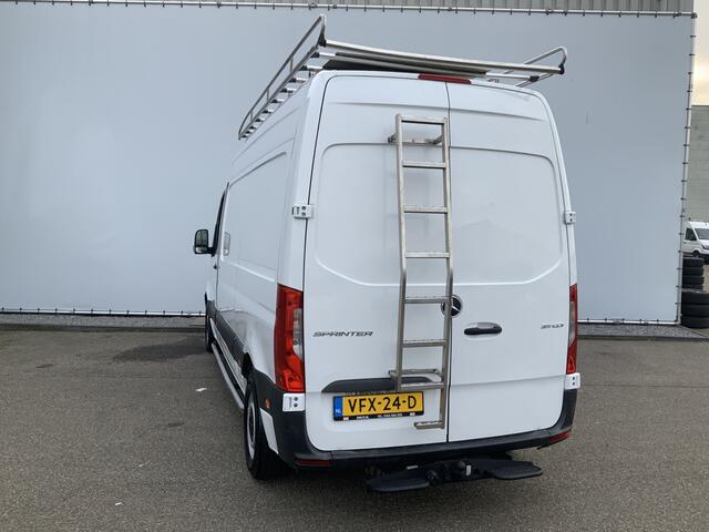 Mercedes-Benz SPRINTER 311 2.2 CDI L2H2 Automaat Airco 3 Zits Imperiaal Trap Trekhaak 2000 kg Euro 6