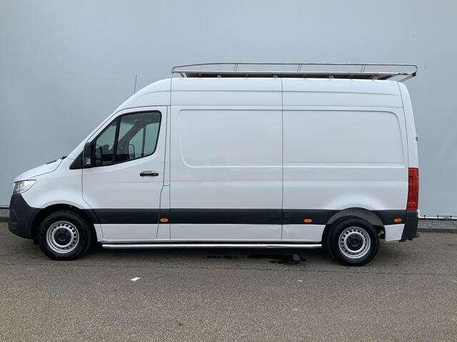 Mercedes-Benz SPRINTER 311 2.2 CDI L2H2 Automaat Airco 3 Zits Imperiaal Trap Trekhaak 2000 kg Euro 6