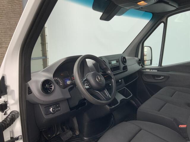 Mercedes-Benz SPRINTER 311 2.2 CDI L2H2 Automaat Airco 3 Zits Imperiaal Trap Trekhaak 2000 kg Euro 6