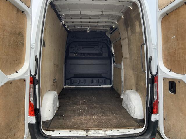 Mercedes-Benz SPRINTER 311 2.2 CDI L2H2 Automaat Airco 3 Zits Imperiaal Trap Trekhaak 2000 kg Euro 6