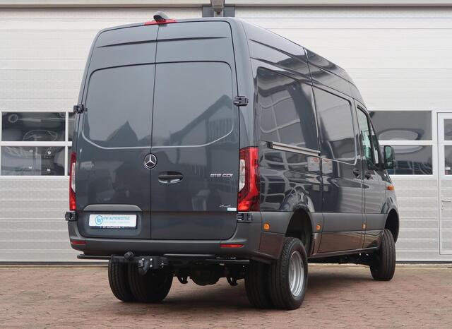 Mercedes-Benz SPRINTER 519 CDI L2H2 4X4 AUT/ 2X DEUR/ 3,5T/ MBUX/ CAMERA/ ETC.