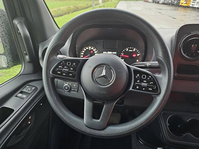 Mercedes-Benz SPRINTER 317 1.9 CDI L3H2 RWD Automaat, Airco, Mbux, Camera, Stoelverwarming, Cruise, euro 6, 170 pk!
