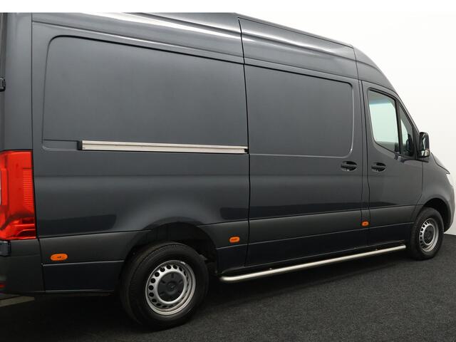 Mercedes-Benz SPRINTER 317 1.9 CDI L2/H2 RWD Mercedes-Benz Sprinter 317 1.9 CDI L2H2 RWD