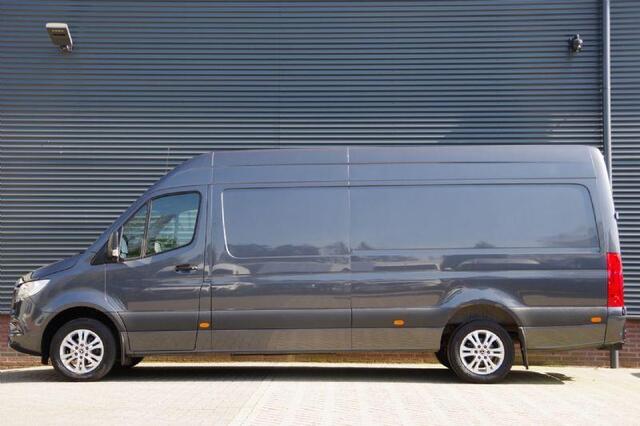 Mercedes-Benz SPRINTER 319 3.0 CDI V6 L3H2 AUT-7, LEDER, 3.5T TREKHAAK, CRUISE, MBUX, CAMERA, STANDKACHEL, CLIMA, APPLE CARPLAY/ANDROID AUTO, PARKEERSE