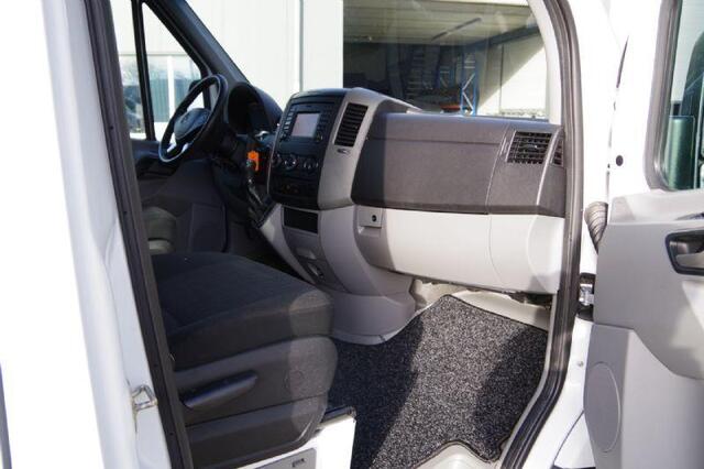 Mercedes-Benz SPRINTER 319 3.0 CDI V6 AUT. XENON, NAVI, CRUISE, AIRCO, STANDKACHEL, STOELVERWARMING, PARKEERSENSOREN, TREKHAAK