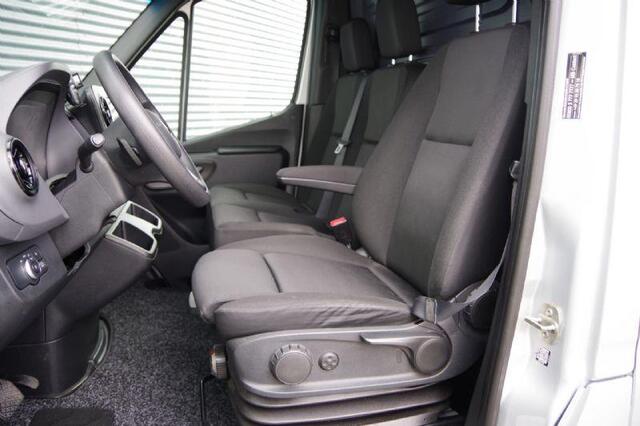 Mercedes-Benz SPRINTER 319 3.0 CDI V6 L2H2 LED, TREKHAAK, MBUX, CAMERA, NAVI, CRUISE, CLIMA