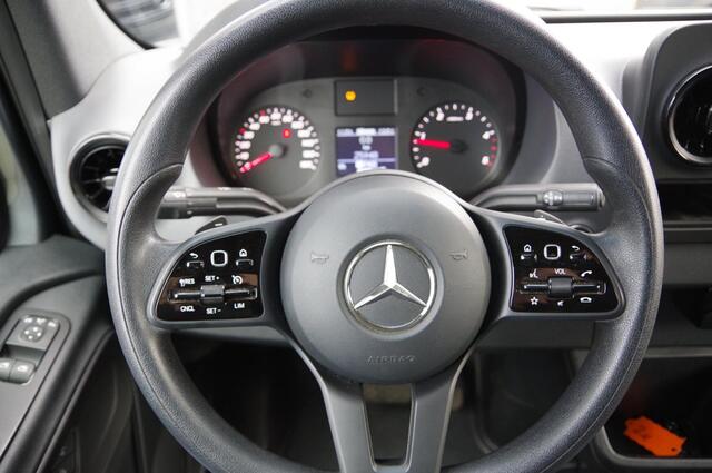 Mercedes-Benz SPRINTER 316 2.2 CDI L3H2 3-ZITS, AUT. LED, 3.5T TREKHAAK, LEDER, CAMERA, NAVI, CRUISE, CLIMA