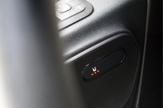 Mercedes-Benz SPRINTER 317 1.9 CDI L2H2 RWD BPM vrij | Camera Stoelverwarming