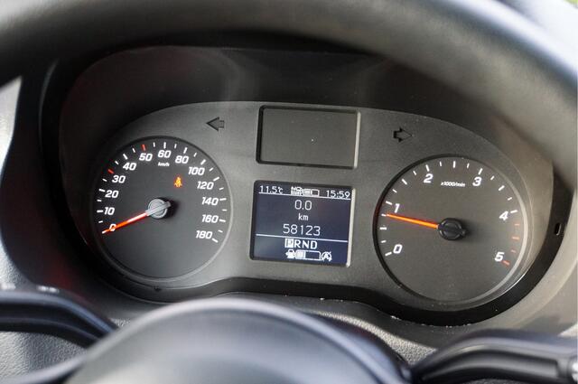 Mercedes-Benz SPRINTER 317 1.9 CDI L2H2 RWD BPM vrij | Camera Stoelverwarming