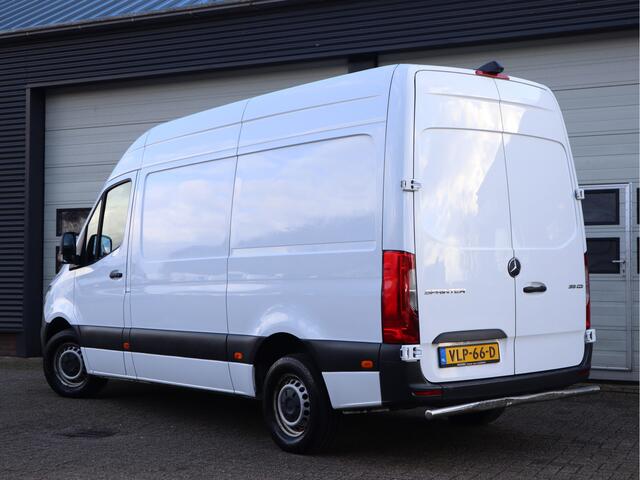 Mercedes-Benz SPRINTER 315 CDI 1.9 Automaat L2H2 RWD - Camera - Navi - MBUX