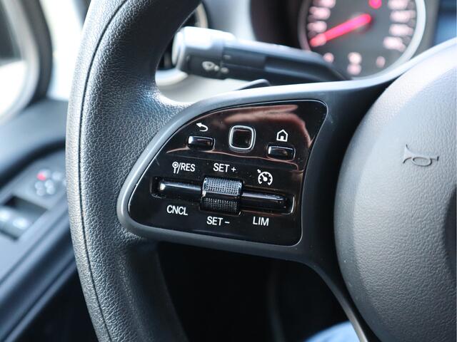Mercedes-Benz SPRINTER 315 CDI 1.9 Automaat L2H2 RWD - Camera - Navi - MBUX
