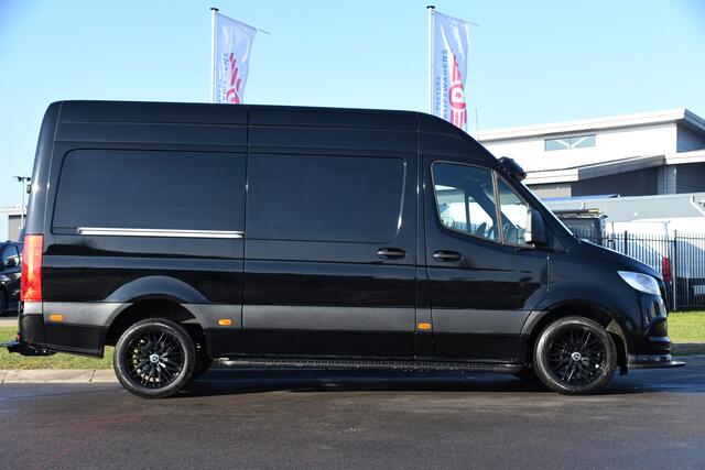 Mercedes-Benz SPRINTER 317 1.9 CDI L2H2 RWD AMG Black Edition Camera, Cruise, 3500KG Trekhaak, Carplay, Automaat, 170PK, Standkachel, Multimedia, UNIEK!