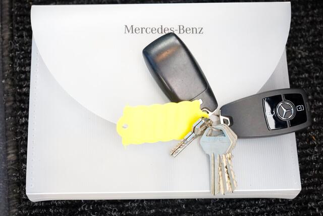 Mercedes-Benz SPRINTER 311 CDI 7G Automaat RWD Bakwagen met achterdeuren Airco 03-2021