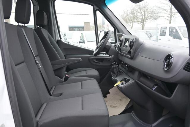 Mercedes-Benz SPRINTER 317 CDI L3 DC Open laadbak 3500 KG trekhaak, 7 Zitplaatsen, Standkachel