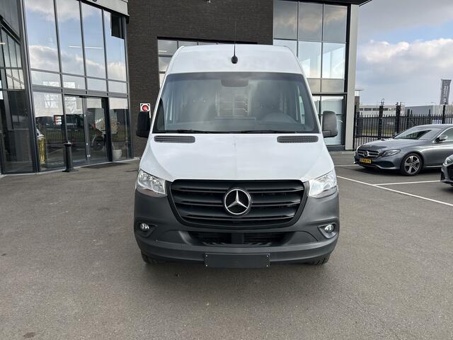 Mercedes-Benz SPRINTER 316 CDI L2 H2 Omvormer 230V / MBUX / Camera / Navigatie / Trekhaak / Cruise control / Airco / 270 Graden achterdeuren