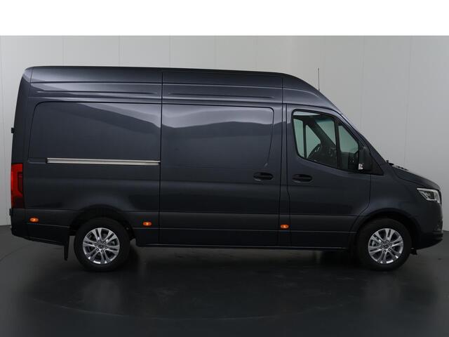 Mercedes-Benz SPRINTER 319 CDI Aut. | L2 H2 | Select | Keyless Go | Parkeercamera | Bluetooth | Airco | 3-zits | Led Koplampen | 3500 KG. AHW | NIEUW |
