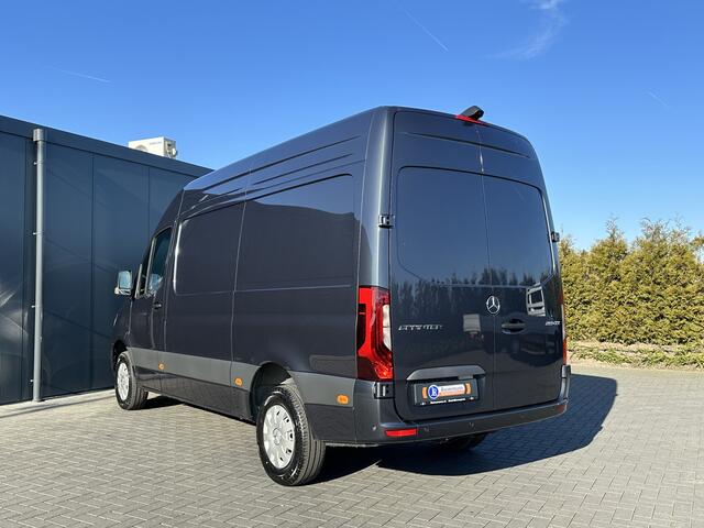 Mercedes-Benz SPRINTER 319 CDI 9G-TRONIC / L2H2 / 3.5 TON TREKKEN / CAMERA / CRUISE / AIRCO / STOELVERWARMING / GEVEERDE STOEL