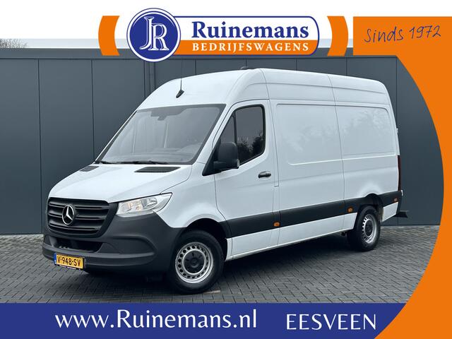 Mercedes-Benz SPRINTER 314 CDI 143 PK / 3.5T / RWD / L2H2 / 1e EIGENAAR / 2.800 KG AHG / TREKHAAK