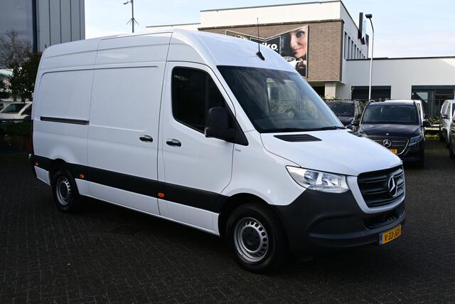 Mercedes-Benz SPRINTER 317 CDI L2H2 RWD MBUX met camera, Apple Carplay/Android Auto