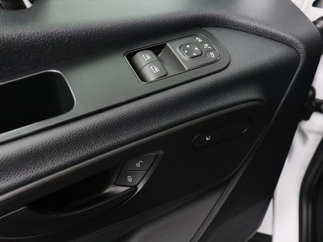 Mercedes-Benz SPRINTER 317CDI 9G-Tronic Automaat L2H2 | Navigatie | Camera | 3-Persoons | Betimmering