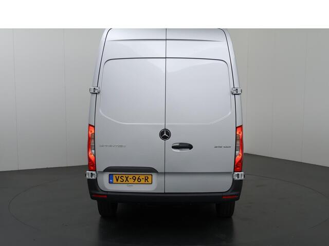 Mercedes-Benz SPRINTER 315 CDI L2 H2 | Aut. | 3500 KG AHW | Parkeercamera | 3-zits | Sidebars | Certified