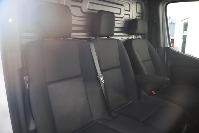 Mercedes-Benz SPRINTER 211 1.9 CDI L2H1 FWD 3 Persoons Carplay Android Navigatie Achteruitrijcamera