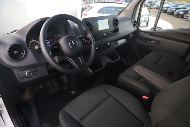 Mercedes-Benz SPRINTER 211 1.9 CDI L2H1 FWD 3 Persoons Carplay Android Navigatie Achteruitrijcamera